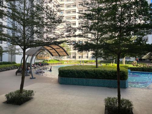 Grace Residences Elegant 1 bedroom with balcony near Taguig City Hall Grace Residences Elegant 1 bedroom with balcony near Taguig City Hall