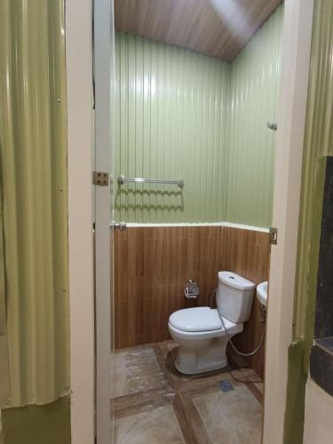 Bathroom, STUDIO TYPE APARTMENT in Malaybalay Bathroom, STUDIO TYPE APARTMENT in Malaybalay