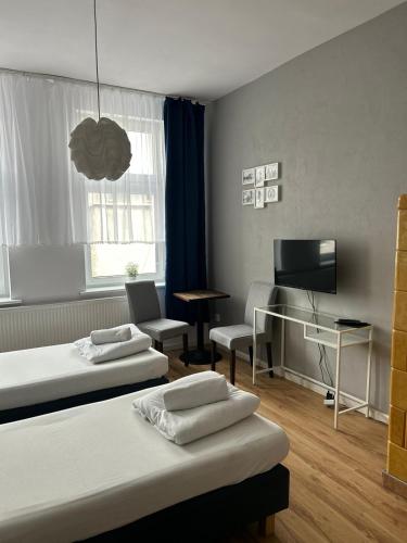 Hostel Octopus Gdansk in Nether city Hostel Octopus Gdansk in Nether city