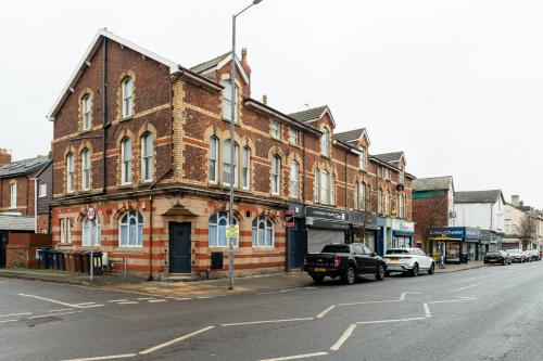 Exterior view, Crosby Apartments in Crosby Exterior view, Crosby Apartments in Crosby