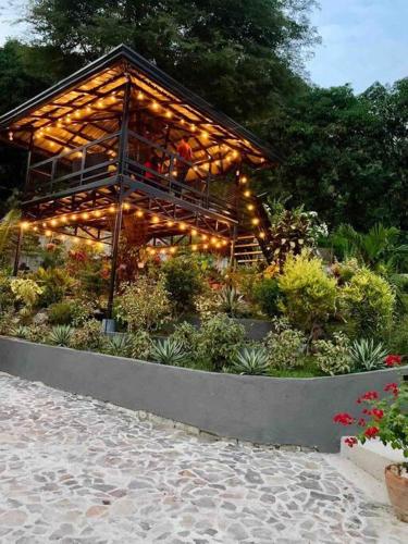 The Peak Villa w/ Infinity Pool! (20mins to Clark) in Mabalacat The Peak Villa w/ Infinity Pool! (20mins to Clark) in Mabalacat