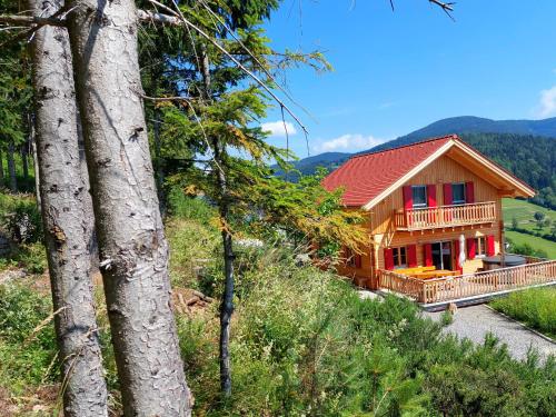 A szálláshely kívülről, Chalet mit Sauna, Hot Pot und Kamin, ruhige Lage am Waldrand in Pollauberg A szálláshely kívülről, Chalet mit Sauna, Hot Pot und Kamin, ruhige Lage am Waldrand in Pollauberg