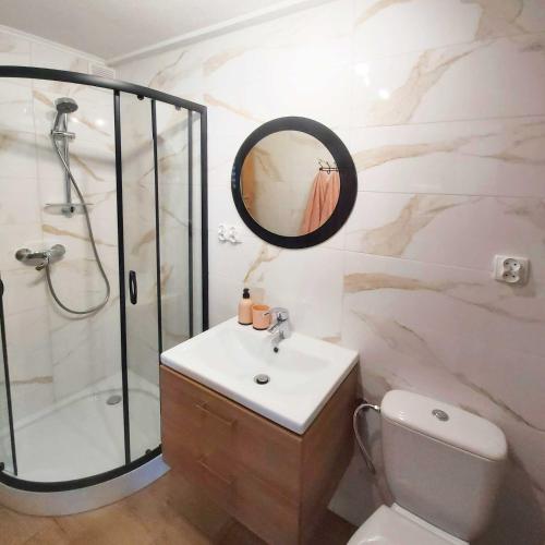 Fürdőszoba, Domek Listonosza 693-772-307 in Uherce Mineralne Fürdőszoba, Domek Listonosza 693-772-307 in Uherce Mineralne