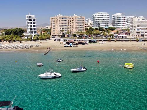 해변, 더 차오 스텔리오 디럭스 호텔 - 성인 전용 (The Ciao Stelio Deluxe Hotel (Adults Only)) in 라르나카 해변, 더 차오 스텔리오 디럭스 호텔 - 성인 전용 (The Ciao Stelio Deluxe Hotel (Adults Only)) in 라르나카