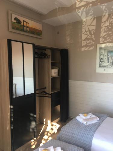 Appartement central des terres chaudes proche bord de mer