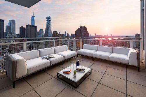 Балкон/терраса, NOMO SOHO Hotel in Сохо Балкон/терраса, NOMO SOHO Hotel in Сохо