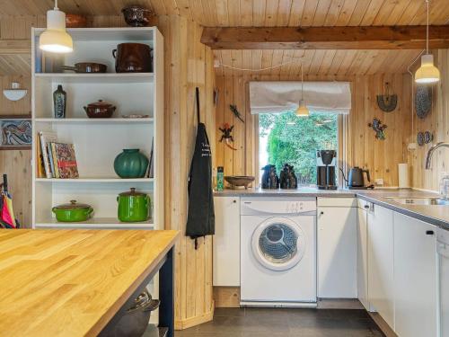 Instalaciones, 8 person holiday home in Holb k in Ringsted Instalaciones, 8 person holiday home in Holb k in Ringsted
