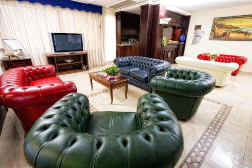 공용 라운지/TV 시청 구역, Hotel Sabbie d'Oro in 기아르디니 낙소스 공용 라운지/TV 시청 구역, Hotel Sabbie d'Oro in 기아르디니 낙소스