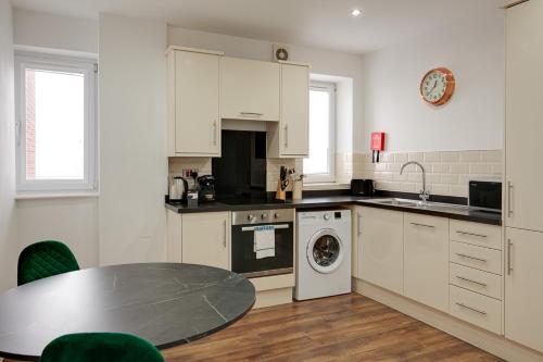 Konyha, Charles Hope Swindon in Swindon Konyha, Charles Hope Swindon in Swindon