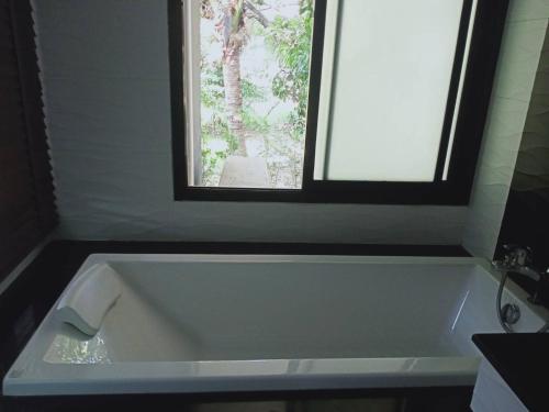 Boat House Boutique Riverside in Nakhon Chai Si Boat House Boutique Riverside in Nakhon Chai Si