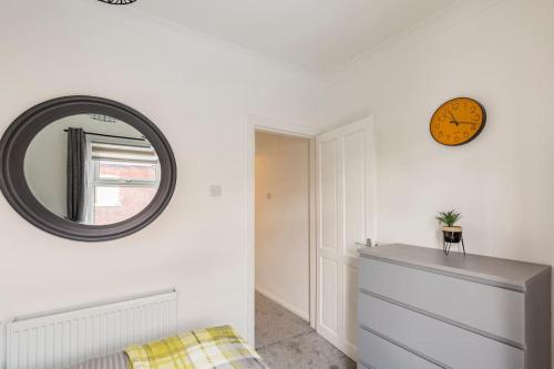 Charming Terraced House in the centre of Hoylake in Hoylake Charming Terraced House in the centre of Hoylake in Hoylake