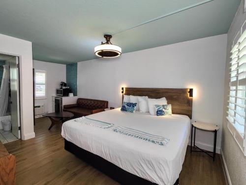 Tahitian Beach Resort in Treasure Island (FL) Tahitian Beach Resort in Treasure Island (FL)