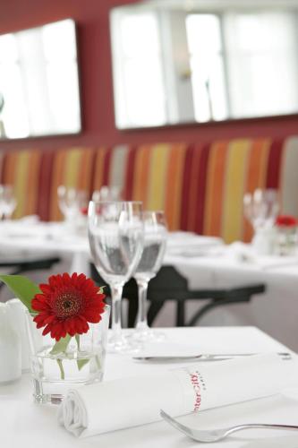 Restaurant, InterCityHotel Berlin Ostbahnhof in Friedrichshain Restaurant, InterCityHotel Berlin Ostbahnhof in Friedrichshain