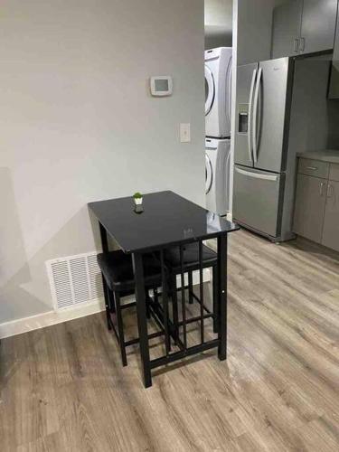Rare Gem 2 minutes from Downtown in Cedars Rare Gem 2 minutes from Downtown in Cedars