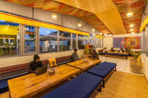 The Hosteller Mcleodganj, Mall Road in ธารามศาลา The Hosteller Mcleodganj, Mall Road in ธารามศาลา