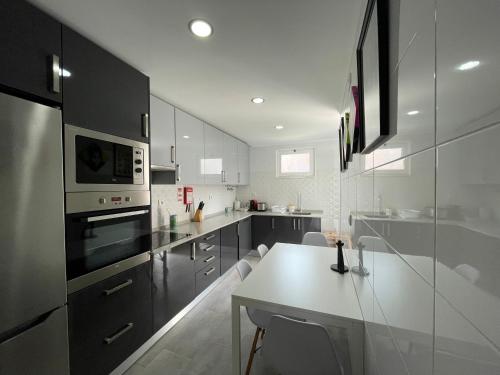 Happy House Barreiro in บาไรโร Happy House Barreiro in บาไรโร