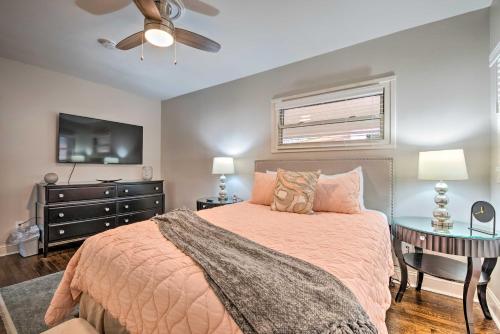 Atlanta Retreat with Deck in Greenbriar Area! in Sandtown-Southeastern Atlanta Atlanta Retreat with Deck in Greenbriar Area! in Sandtown-Southeastern Atlanta