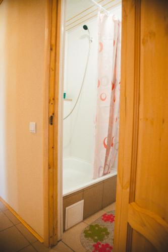 This photo about Furnished rooms Admiral shared on HyHotel.com