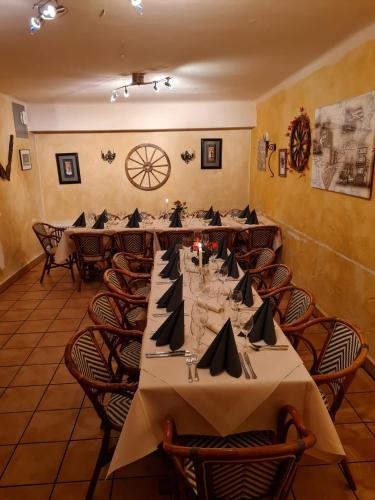 Hotel Restaurant Zur Hexe in Uberherrn Hotel Restaurant Zur Hexe in Uberherrn