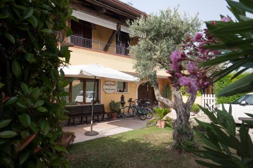COUNTRY HOUSE CASAMIRIAM in Mirano COUNTRY HOUSE CASAMIRIAM in Mirano