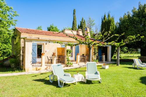 Au Bien Etre piscine chauffee in Villecroze Au Bien Etre piscine chauffee in Villecroze