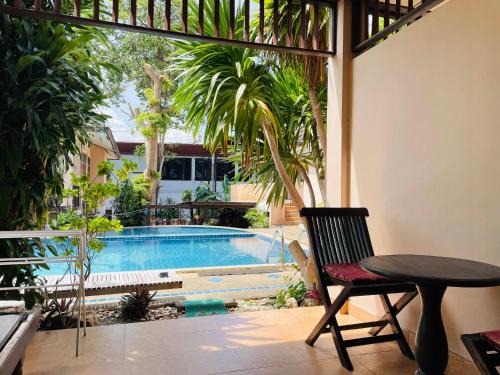 オアシス ハクナ マタタ18