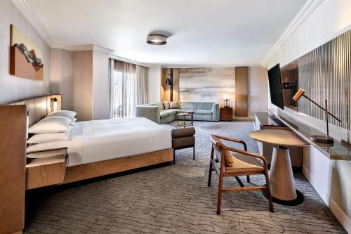 JW Marriott Phoenix Desert Ridge Resort & Spa in Desert View Village JW Marriott Phoenix Desert Ridge Resort & Spa in Desert View Village