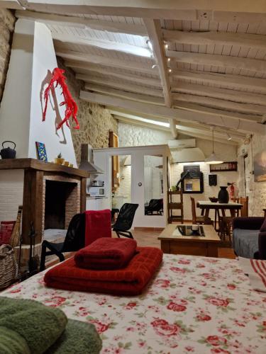 El Atalanto in Madrigal De La Vera El Atalanto in Madrigal De La Vera