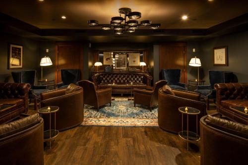 Bar/lounge, The Armstrong Hotel in Fort Collins (CO) Bar/lounge, The Armstrong Hotel in Fort Collins (CO)