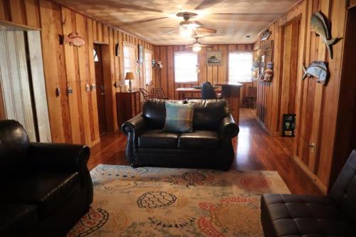 The River House - Riverfront in Steinhatchee (FL) The River House - Riverfront in Steinhatchee (FL)