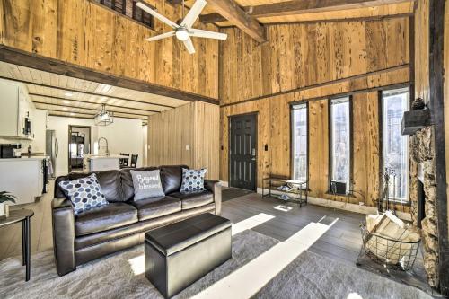 1 Mi to Lake Tahoe Vacation Rental Home! in Stateline (Nevada) 1 Mi to Lake Tahoe Vacation Rental Home! in Stateline (Nevada)