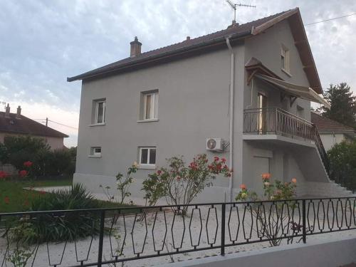 Famille House 101 in Chalon-sur-Saone Famille House 101 in Chalon-sur-Saone