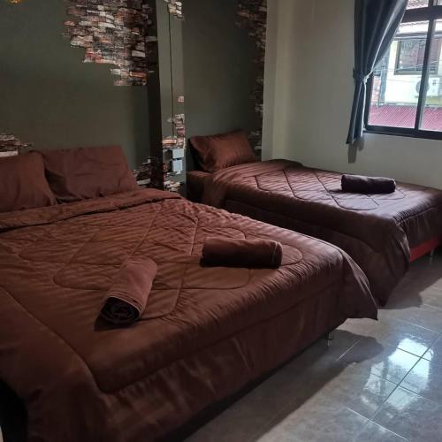 Bed, DC Fulmoon Haadrin Hotel in Ko Pha-ngan Bed, DC Fulmoon Haadrin Hotel in Ko Pha-ngan