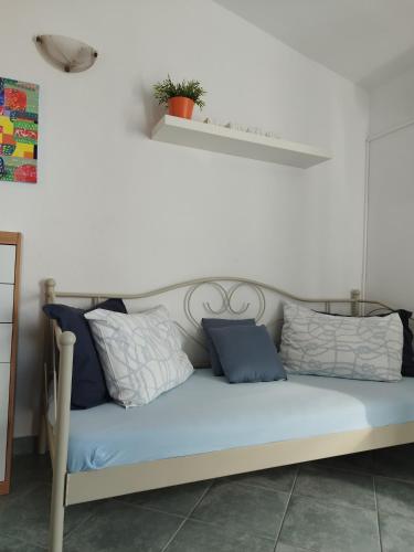 Apartment with Balcony image 3