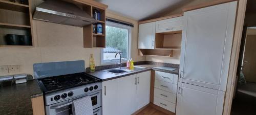 kuchyně, Homely & Cosy 2 bedroom holiday home in Westfield kuchyně, Homely & Cosy 2 bedroom holiday home in Westfield