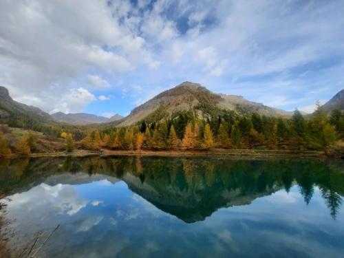 Chalet Miel de la Cayolle-Estenc in Entraunes Chalet Miel de la Cayolle-Estenc in Entraunes