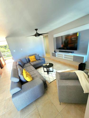 Hillside Village Retreat in Rio Grande Hillside Village Retreat in Rio Grande