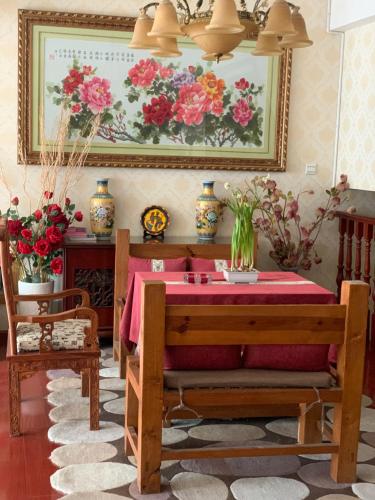 Mama Naxi Guesthouse in Lijiang Mama Naxi Guesthouse in Lijiang