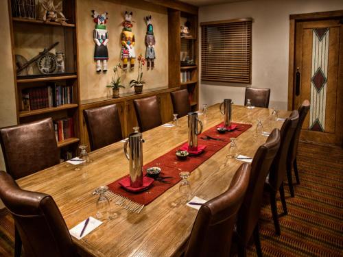 在meiguo.com看到的The Hacienda & Spa的介绍图片