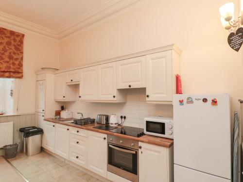 Exterior view, Apartment 1 Sneaton Hall in Sneaton Exterior view, Apartment 1 Sneaton Hall in Sneaton