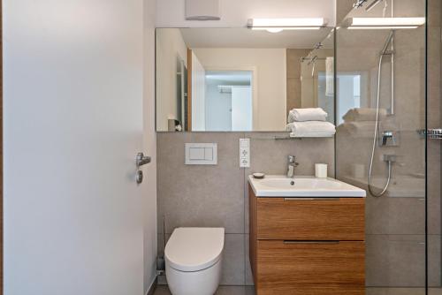 Bathroom, Huber Living Basic 205 in Germering Bathroom, Huber Living Basic 205 in Germering
