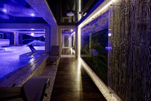 Zwembad, Marmaros Apart-Hotel & Spa in Polyanytsya Zwembad, Marmaros Apart-Hotel & Spa in Polyanytsya