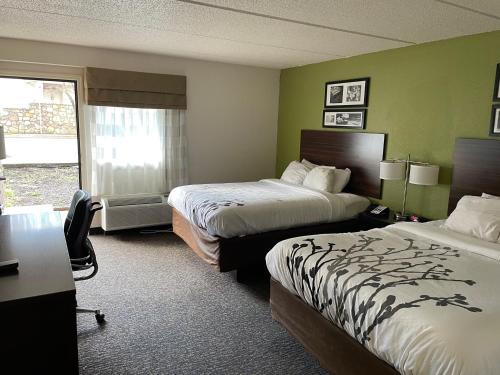 Sleep Inn & Suites near Sports World Blvd. in Gatlinburg Sleep Inn & Suites near Sports World Blvd. in Gatlinburg