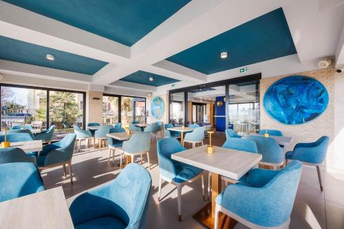 Fly Deco Hotel in Ostia Fly Deco Hotel in Ostia