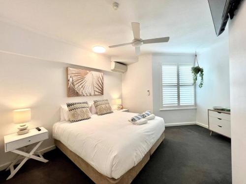 7Em Freshly Renovated Hastings Street 2 Bedroom