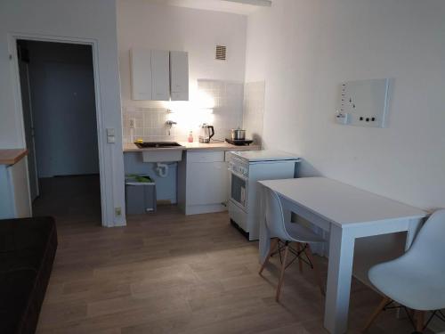 Oederan One Room Apartment 33m2 Mindestens 1 Monat Reservierung in Oederan Oederan One Room Apartment 33m2 Mindestens 1 Monat Reservierung in Oederan