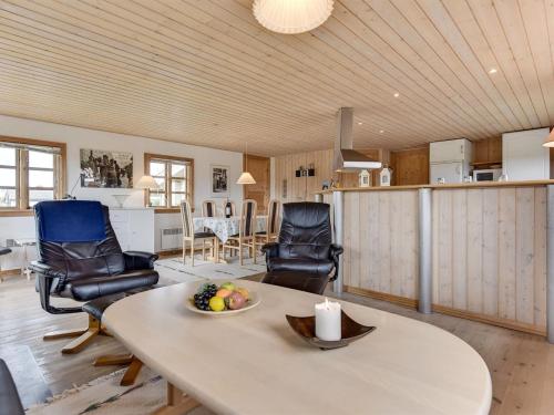 Holiday Home Dortea - 600m from the sea by Interhome in Ringkobing Holiday Home Dortea - 600m from the sea by Interhome in Ringkobing