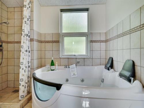 Holiday Home Omar - 1-0km from the sea by Interhome in Vejers Strand Holiday Home Omar - 1-0km from the sea by Interhome in Vejers Strand