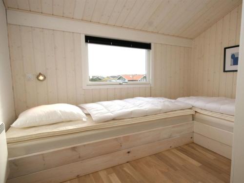 Holiday Home Temjana - from the sea by Interhome in Hvide Sande Holiday Home Temjana - from the sea by Interhome in Hvide Sande