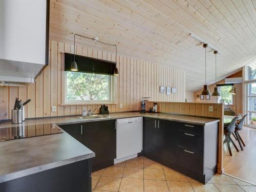 Holiday Home Ansfried - 900m from the sea by Interhome in ธิสเทด Holiday Home Ansfried - 900m from the sea by Interhome in ธิสเทด